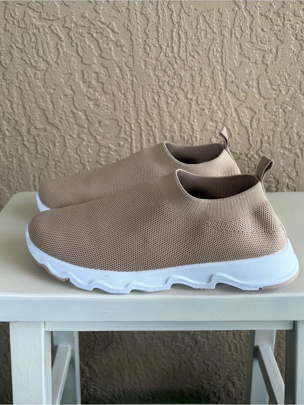 Tommy Bahama Slip-On Knit Sneakers in Tan and White